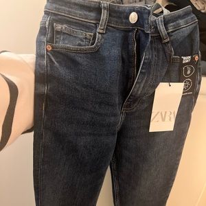 Great material ZARA jeans. Brand new with tags